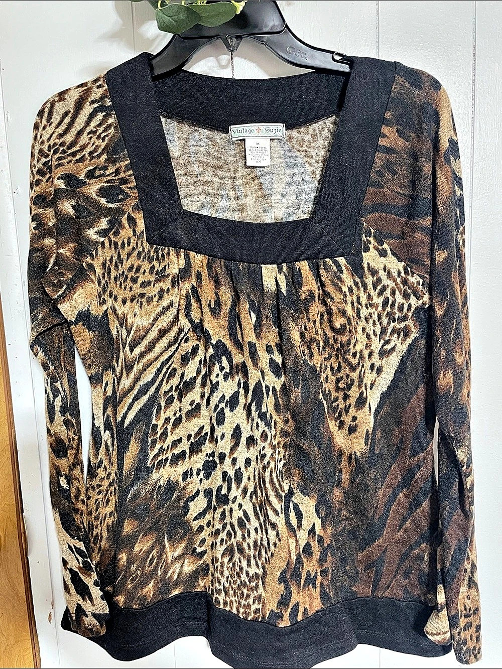 Vintage Suzie Animal Print Long Sleeve Top in Brown & Black Size Medium